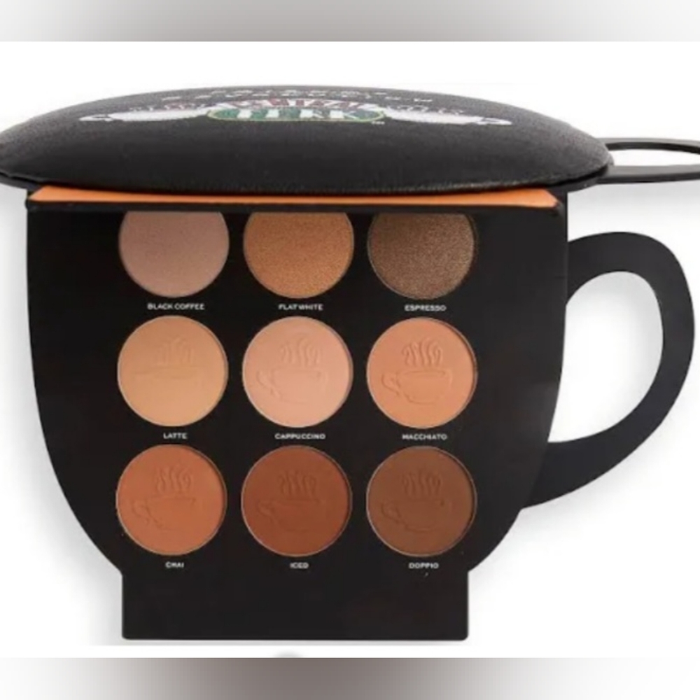Friends x Revolution Central Perk Face Palette